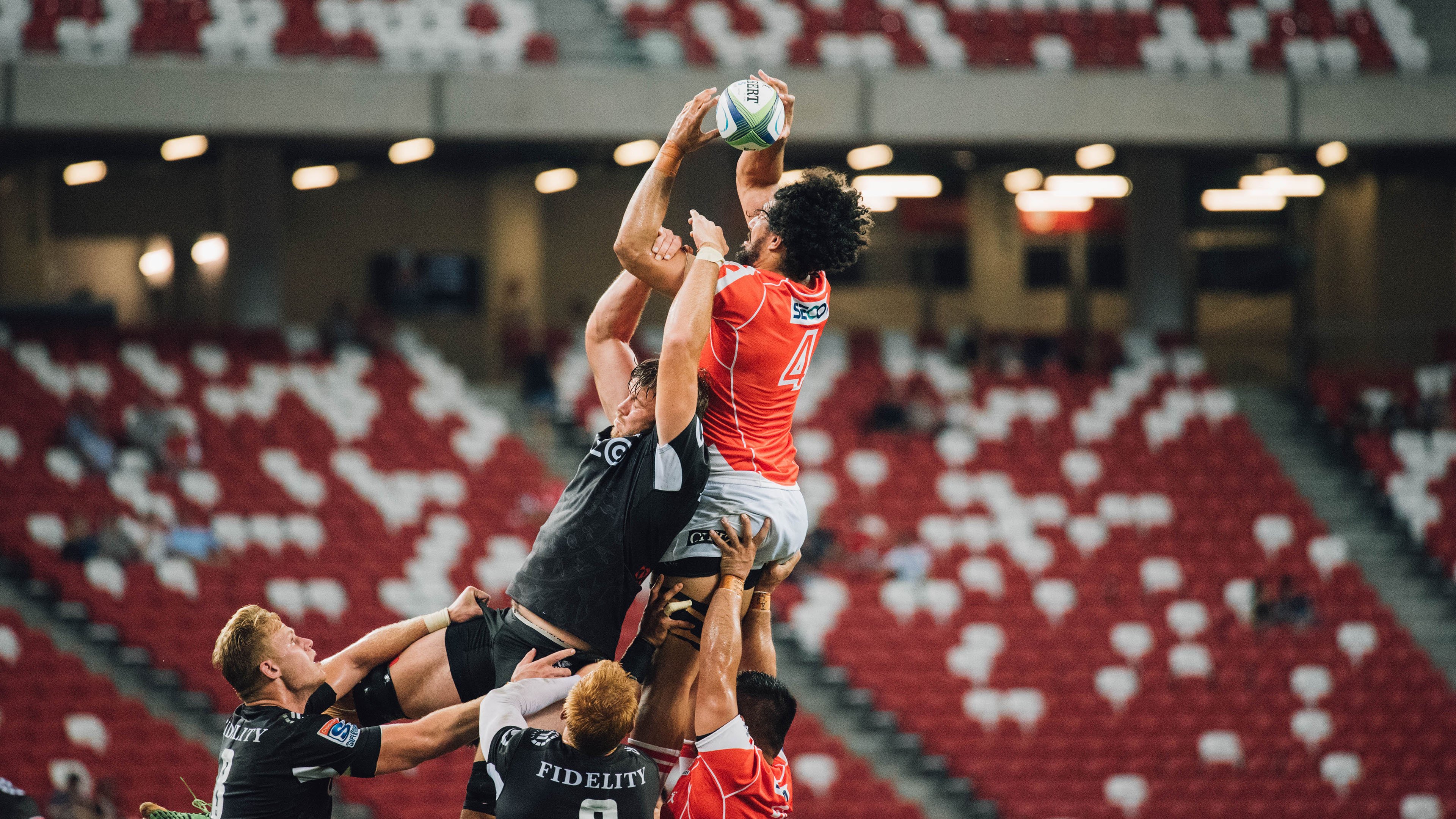 掘金狂胜雷霆,布克在美加墨世界杯接管比赛,篮球世界的平行宇宙与命运交织